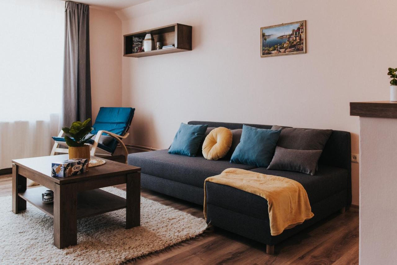דירות אודורהיו סקוייסק Lotus Apartman מראה חיצוני תמונה