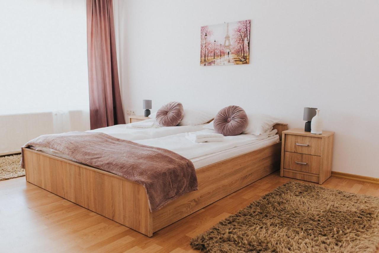 דירות אודורהיו סקוייסק Lotus Apartman מראה חיצוני תמונה